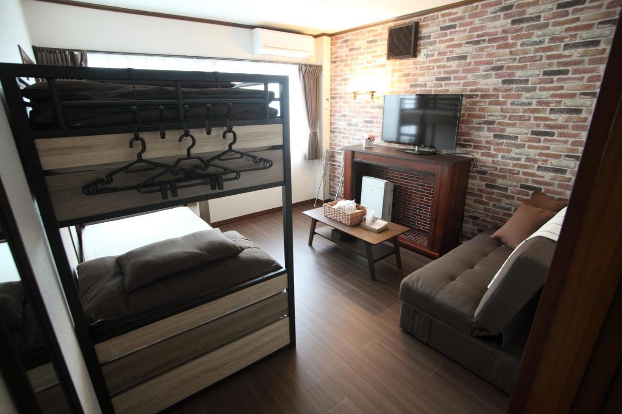 Guest House Futaba Осака Екстер'єр фото