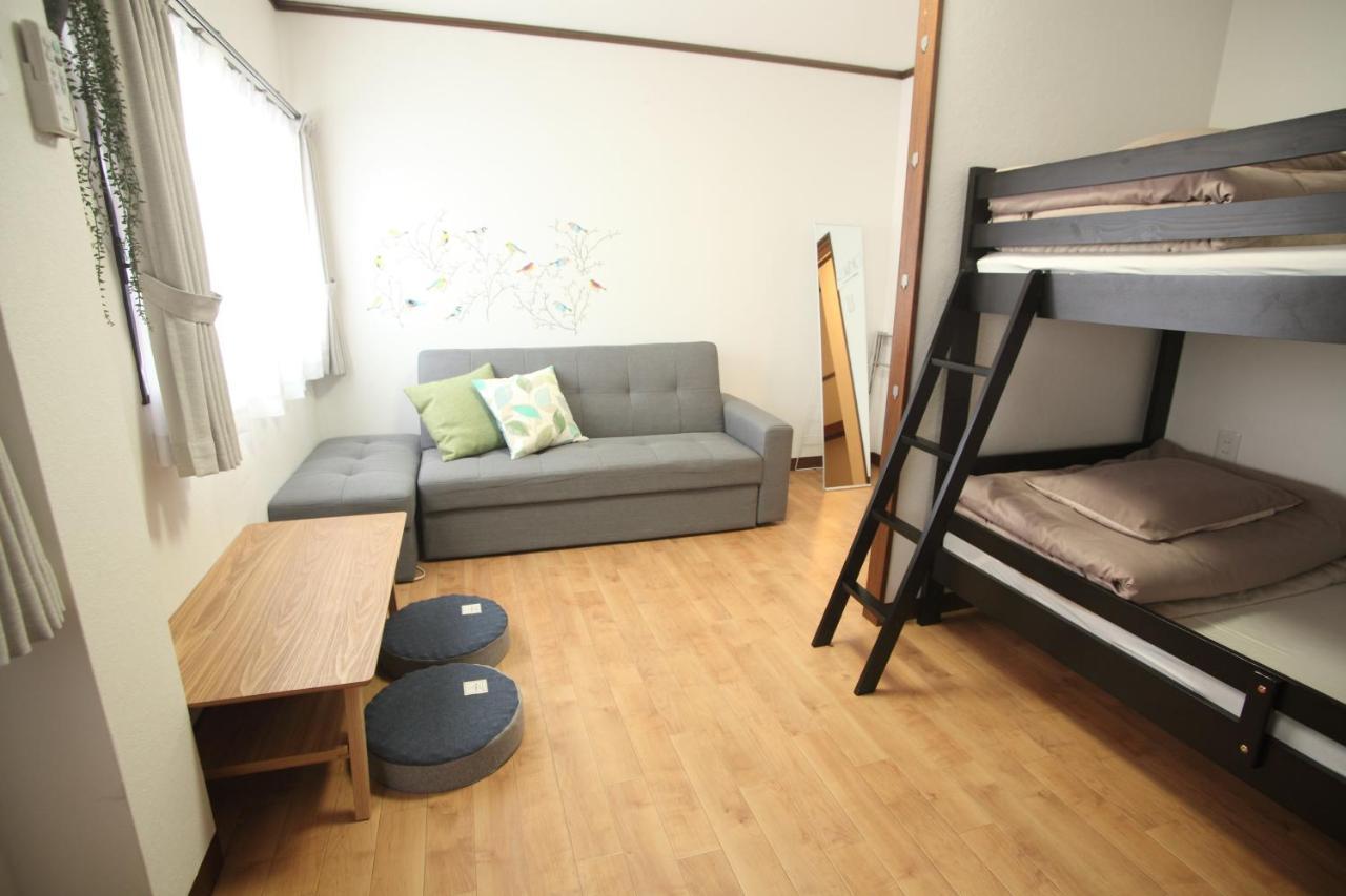 Guest House Futaba Осака Екстер'єр фото