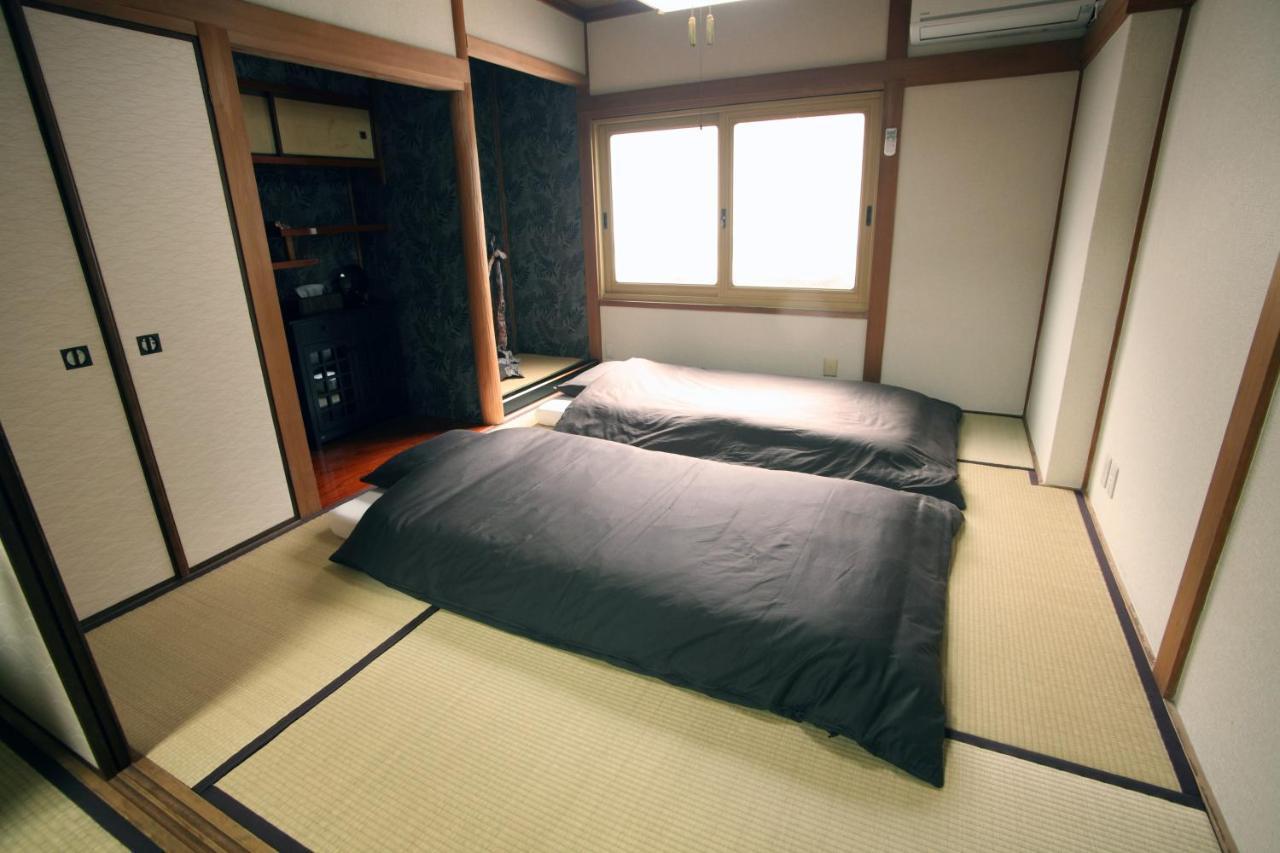 Guest House Futaba Осака Екстер'єр фото
