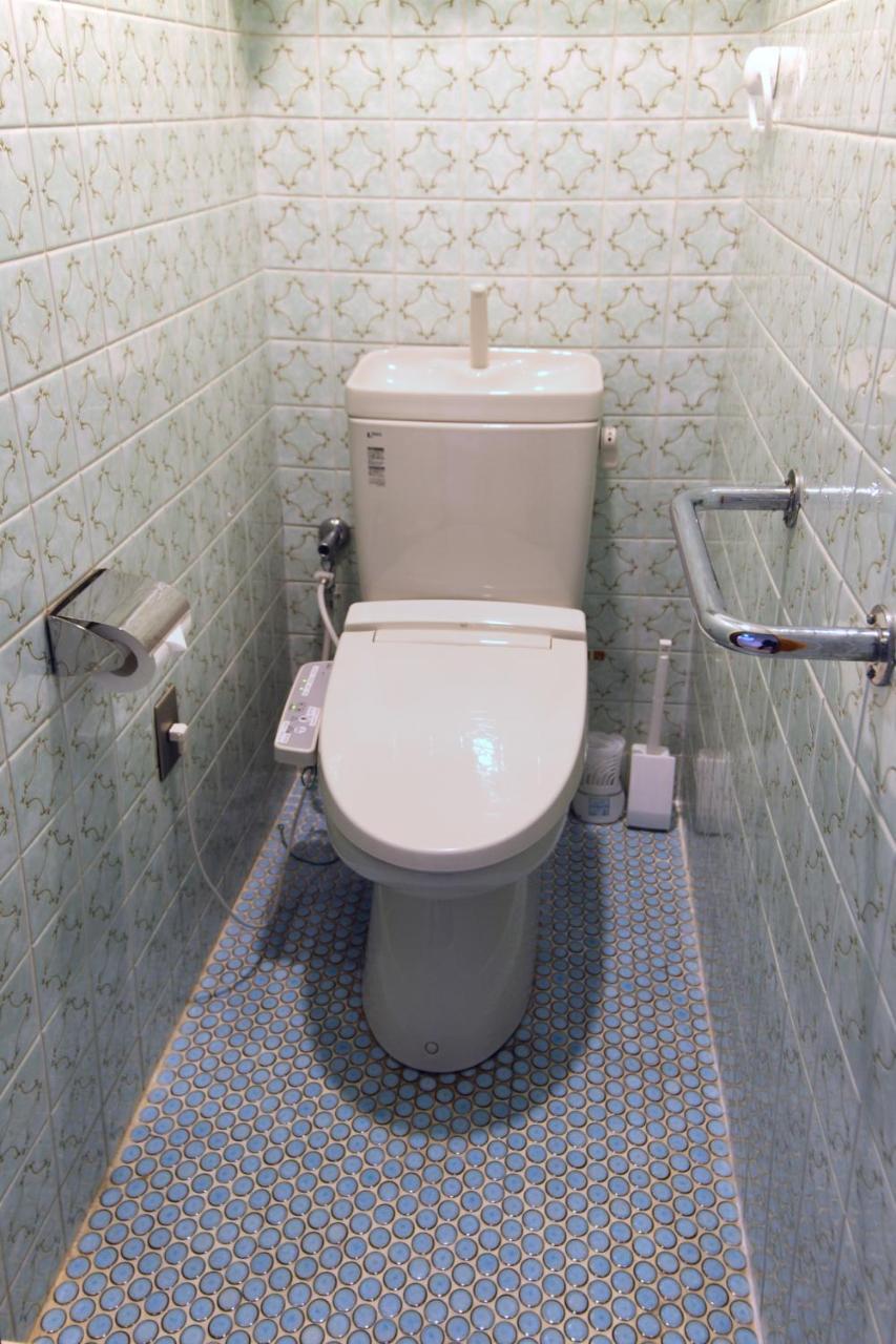 Guest House Futaba Осака Екстер'єр фото